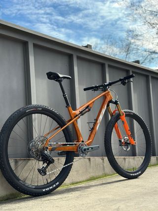 KTM Scarp paris
