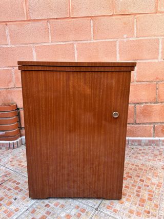 Máquina de coser Alfa antigua