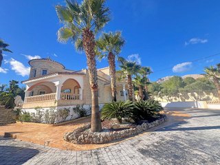 Chalet en alquiler en Nucia (la)
