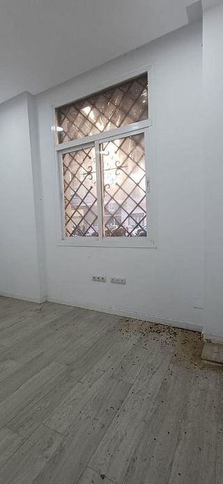 Local comercial en alquiler en Ensanche Centro - Puerto en Málaga