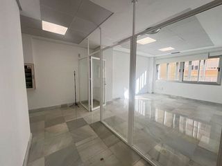 Oficina en alquiler en Perchel Norte - La Trinidad en Málaga
