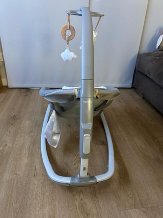Hamaquita bebé gris casi sin usar