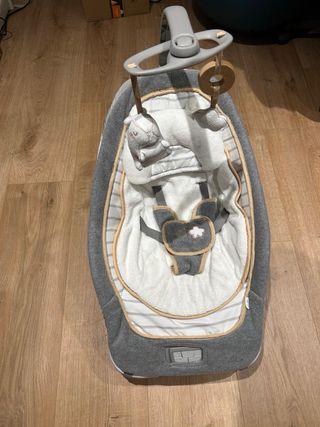 Hamaquita bebé gris casi sin usar