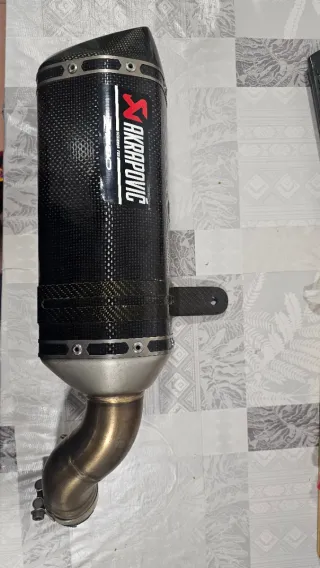 Escape Akrapovic Z900 Carbono