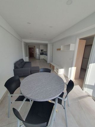 Piso en alquiler en Plaza de Toros - Santa Rita en Almería