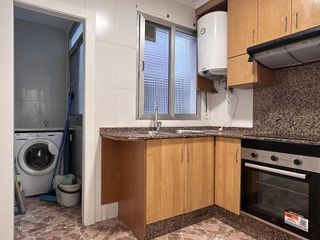 Piso en alquiler en Avda. de Abril. - 9 de octubre en Sagunto