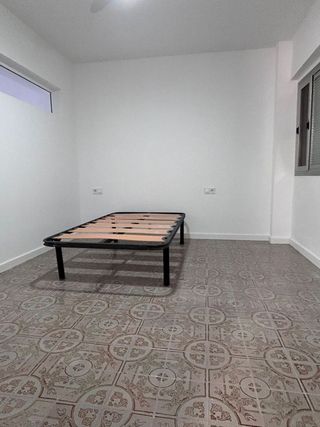 Piso en alquiler en Avda. de Abril. - 9 de octubre en Sagunto