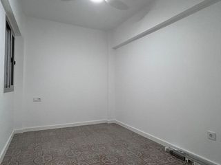 Piso en alquiler en Avda. de Abril. - 9 de octubre en Sagunto