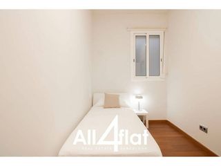 Piso en alquiler en La Font de la Guatlla en Barcelona