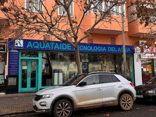 Local comercial en alquiler en Fontanal - San Carlos - San José en Sevilla