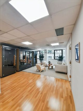 Oficina en alquiler en Vila de Gràcia en Barcelona