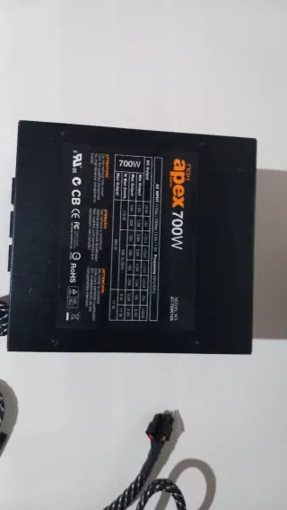 Fuente de alimentación Nox Apex 700W