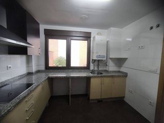 Casa pareada en alquiler en Garrafe de Torío