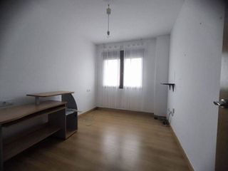 Casa pareada en alquiler en Garrafe de Torío