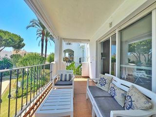 Piso en venta en Bel Air - Cancelada - Saladillo en Estepona