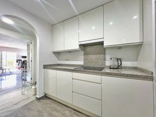 Piso en venta en Bel Air - Cancelada - Saladillo en Estepona