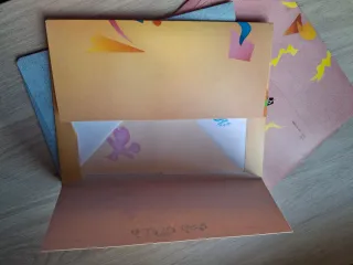 Paquetes de cartas perfumadas Kartos