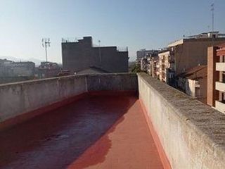 Local comercial en alquiler en El Calderi - Estació del Nord - Estació de França en Mollet del Vallès