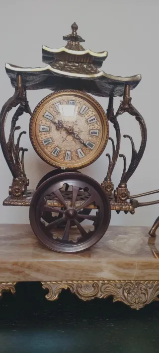 Reloj de sobremesa antiguo mármol y bronce