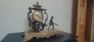 Reloj de sobremesa antiguo mármol y bronce