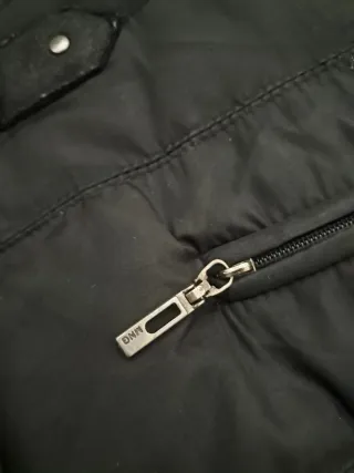 Abrigo de plumas negro