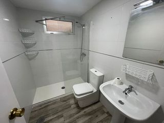 Piso en alquiler en Colores - Entreparques en Sevilla