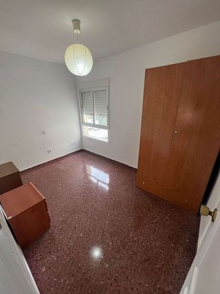 Piso en alquiler en Colores - Entreparques en Sevilla