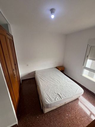 Piso en alquiler en Colores - Entreparques en Sevilla