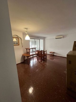 Piso en alquiler en Colores - Entreparques en Sevilla