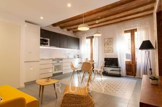 Piso en alquiler en El Raval en Barcelona