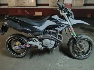 Honda FMX 650 Supermotard