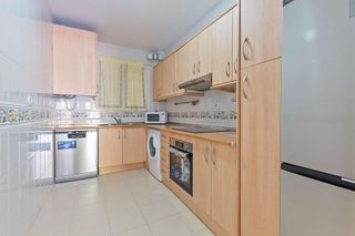 Piso en alquiler en Cabo Pino - Reserva de Marbella en Marbella