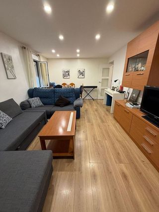 Piso en alquiler en Palomeras bajas en Madrid