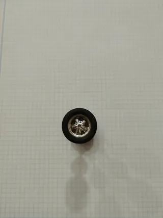 Eje Scalextric con piñón