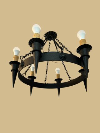 Lámpara de forja negra