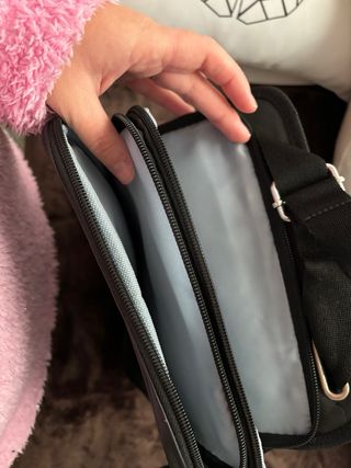 Riñonera Adidas Negra