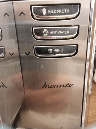 Cafetera Saeco Incanto Automática