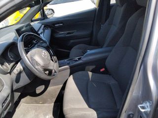 SIN ENTRADA! Toyota C-HR 51000KM ETIQUETA ECO