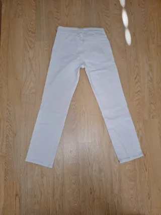 Pantalón vaquero blanco recto talla 40