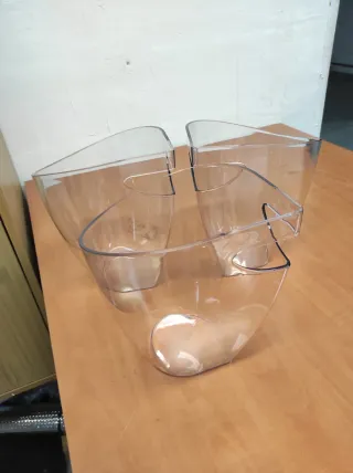 Cubitera para botella de plástico NUEVA a estrenar