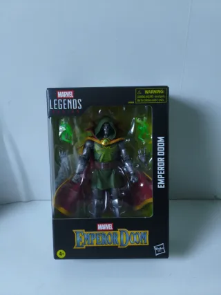 Marvel Legends Figura Emperor Doom