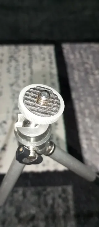 Trípode para cámara compacto