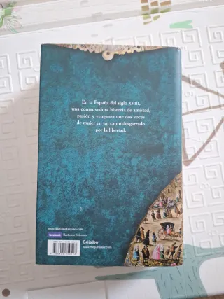 La reina descalza (Novela histórica) (Spanish E...