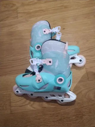 Patines en línea color turquesa y rosa