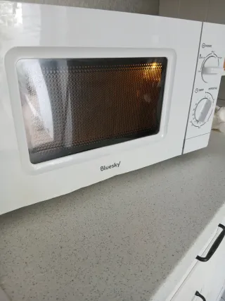 Microondas Bluesky Blanco