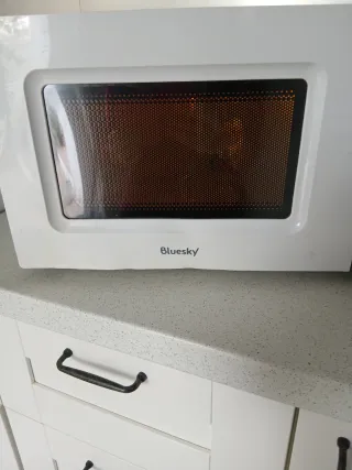 Microondas Bluesky Blanco