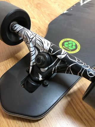 Longboard Dusters con diseño floral