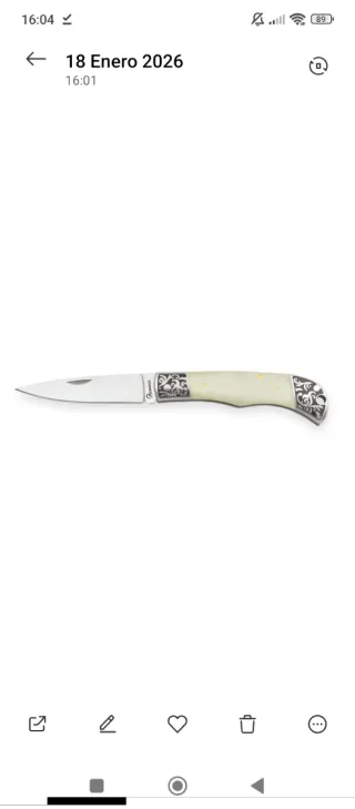 Navaj de bolsillo con detalles plateados