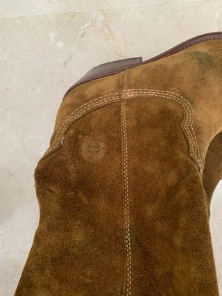 Botas Valverde del Camino ante marrón