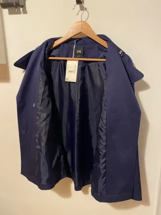 Trench corto azul marino C&A – Talla 36